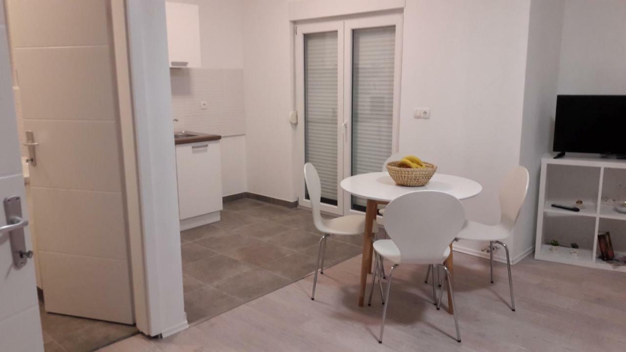 Apartment Sano Podstrana Exterior photo